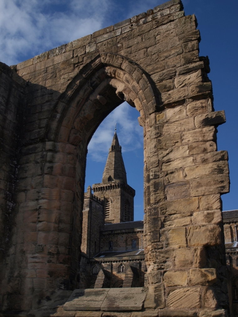 Dunfermline Abbey from remains of the Old Refectory - original image